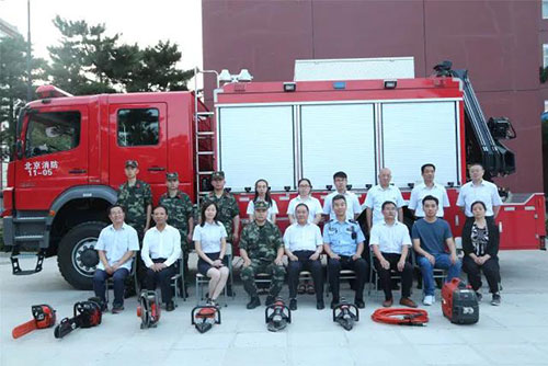 北大附属实验学校开展“生命至上 安全发展”消防教育实践活动
