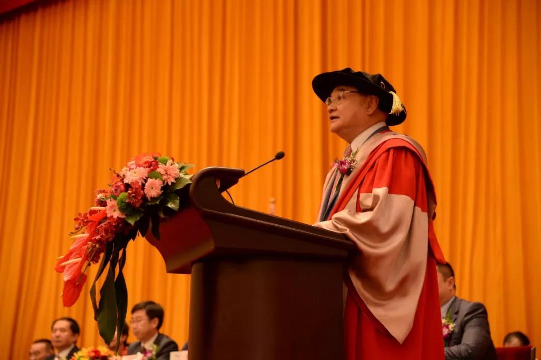2019年北京中加学校毕业典礼在盛大举行！